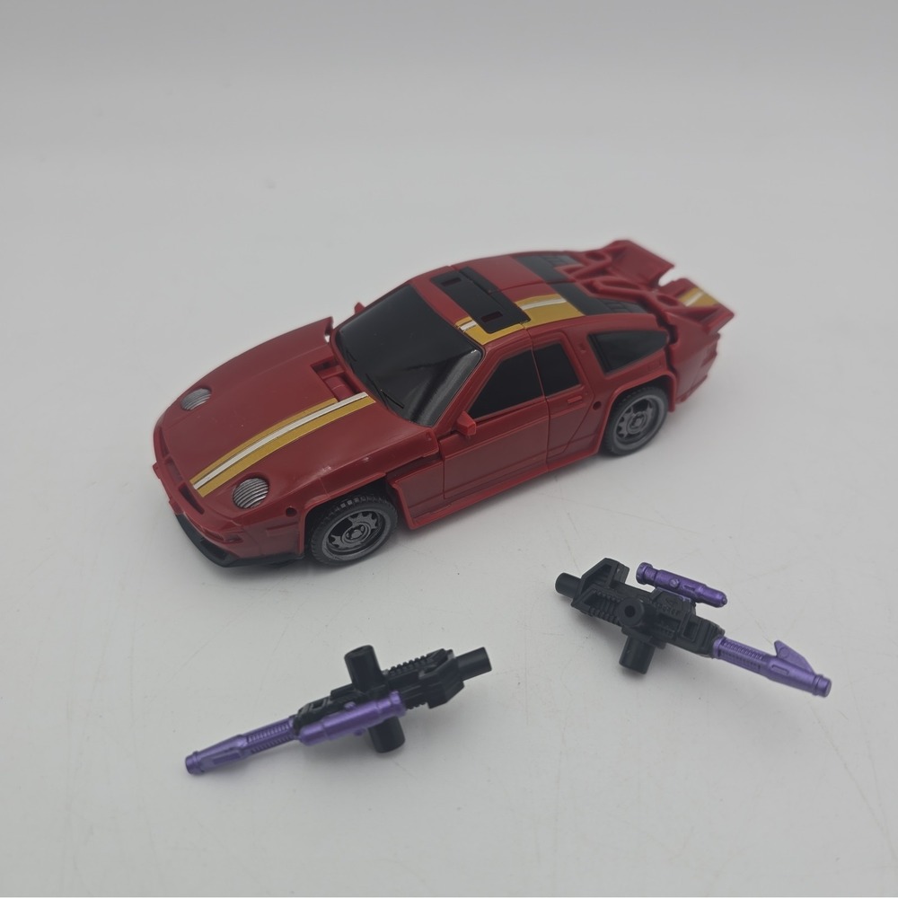 Hasbro Transformers Stunticon Legacy Deluxe Dead End Deadend